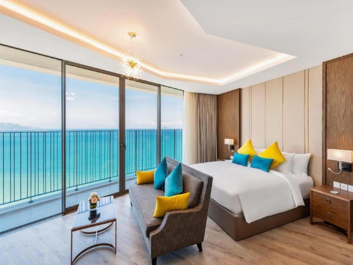 Panorama Lyn Beachfront Apartment Nha Trang Buitenkant foto