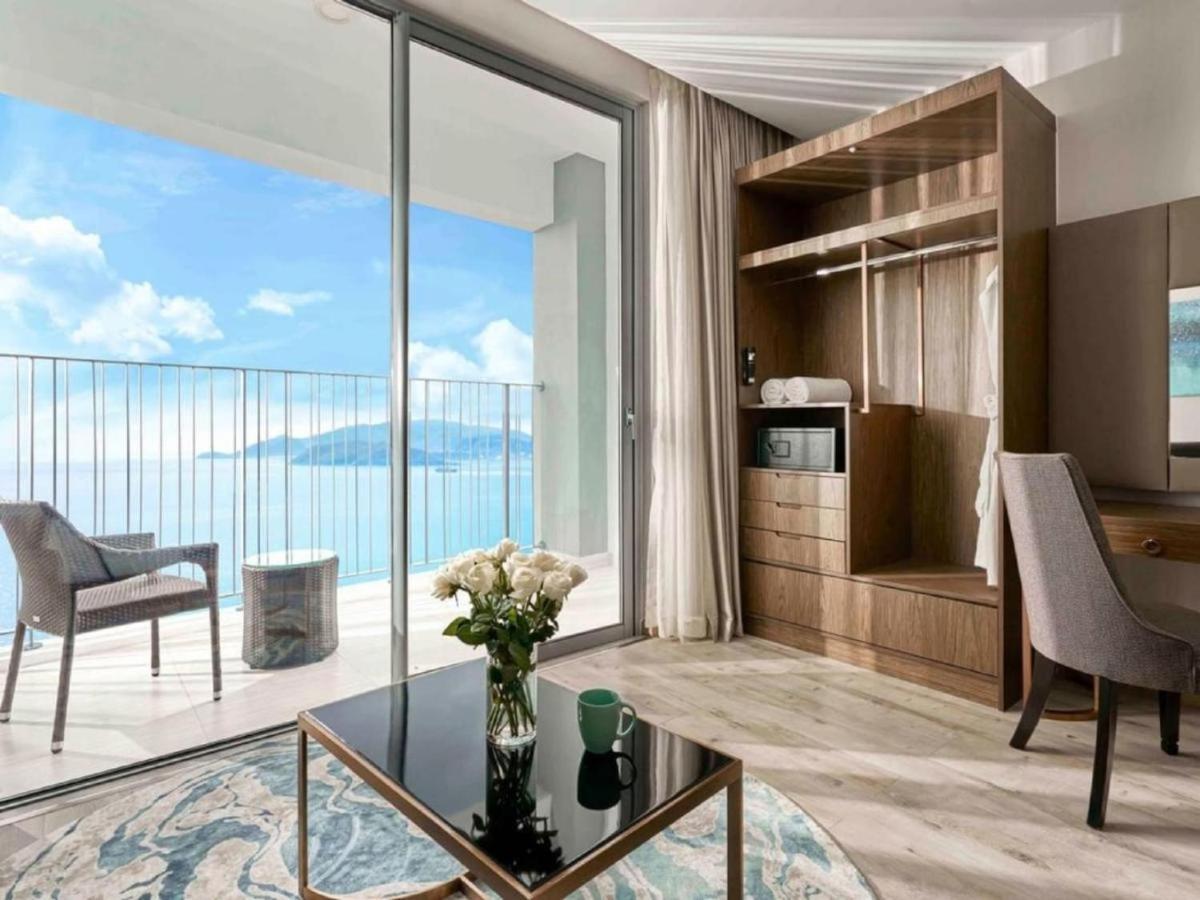 Panorama Lyn Beachfront Apartment Nha Trang Buitenkant foto