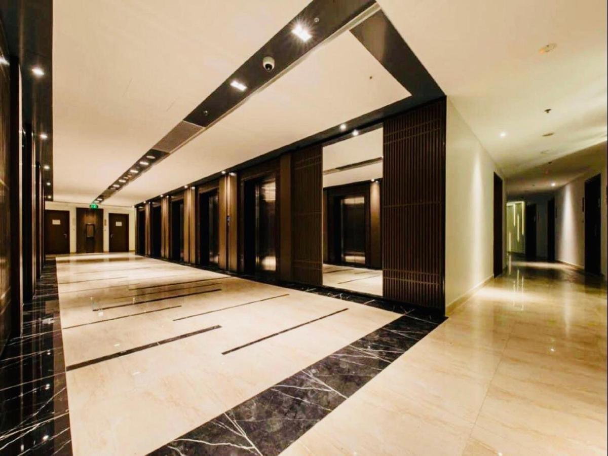 Panorama Lyn Beachfront Apartment Nha Trang Buitenkant foto