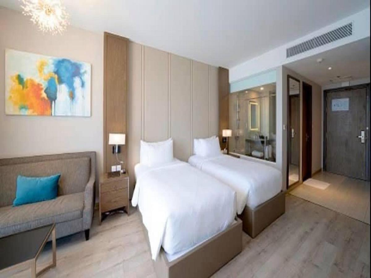 Panorama Lyn Beachfront Apartment Nha Trang Buitenkant foto